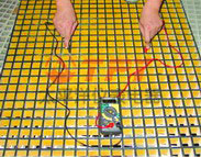 玻璃(li)鋼格栅生(sheng)産租賃廠(chang)家