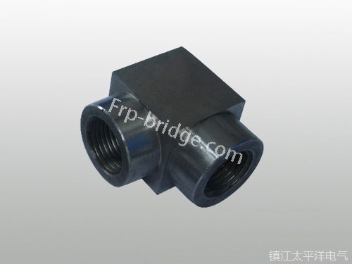 内(nei)螺紋(wen)彎通(tong)管接(jie)頭